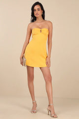 Gillian Yellow Pleated Strapless Mini Dress